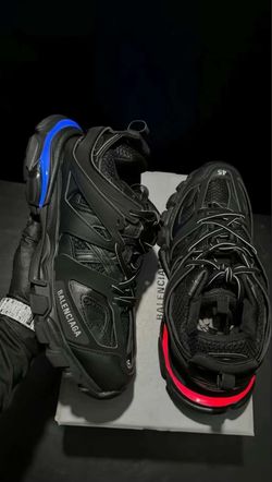 Balenciaga Tracks LEDS