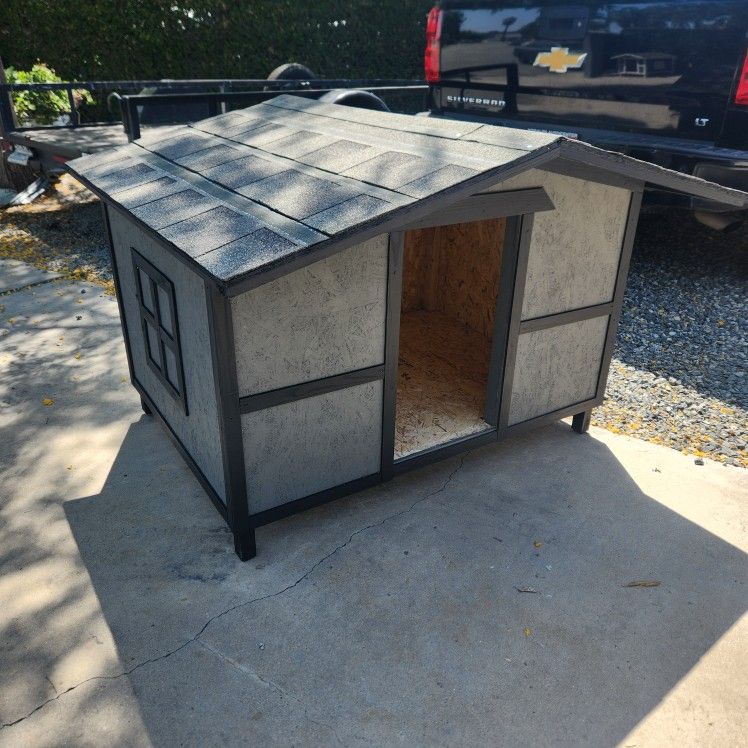 New Doghouse 
