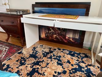 Desk higher quality