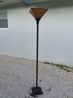 Tiffany Style Floor Lamp is a 71-inch tall