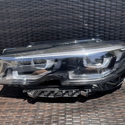 2019 2020 2021 2022 BMW 330i 340i Left Driver Side LED Black Type Headlight OEM 5A253F3-01