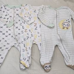 Koalababy Soft Long Sleeved Zip Up Footed Pajamas - 9 Months