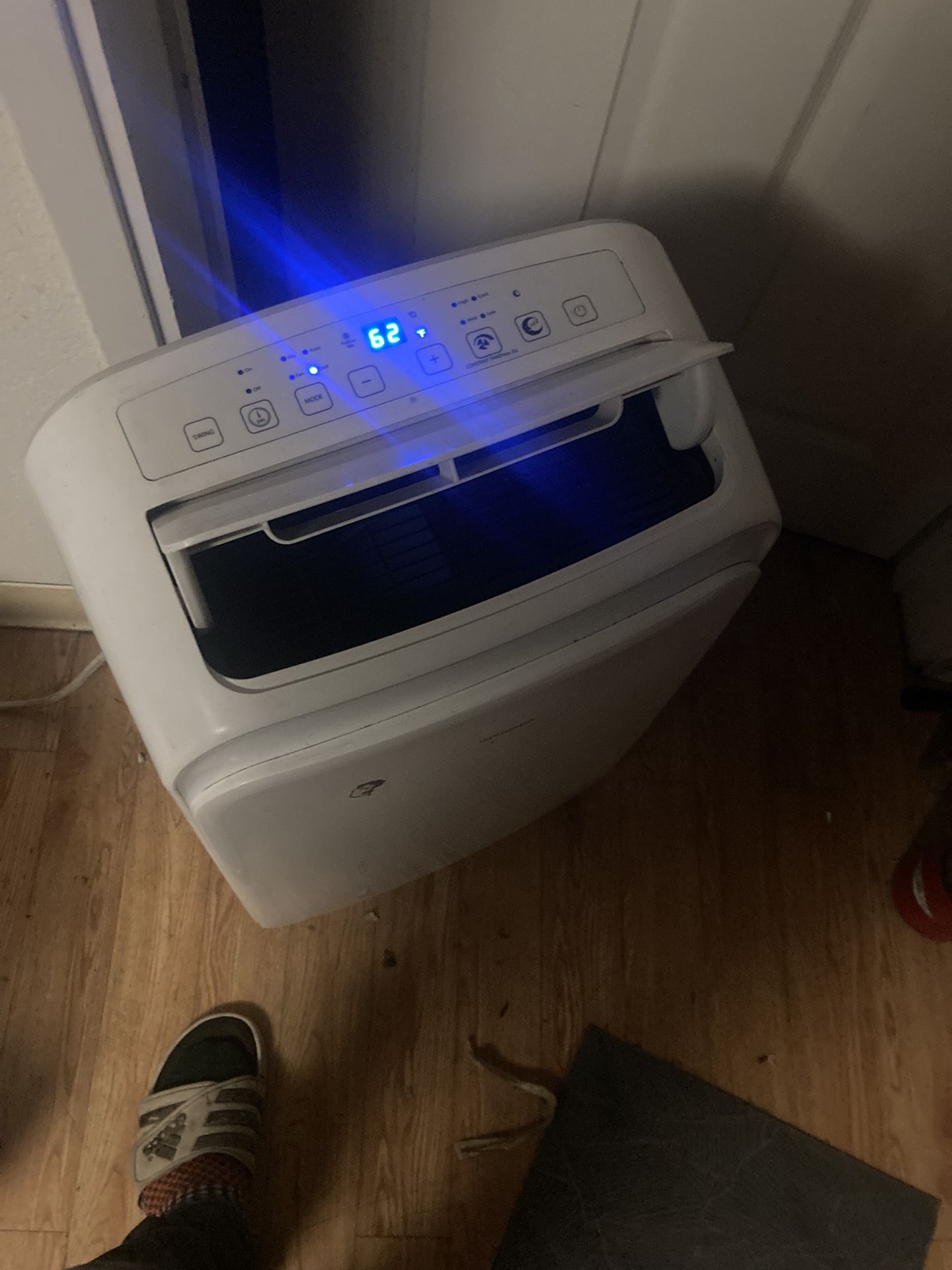 Ac /dehumidifier 12000 BTU