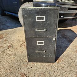 File Cabinet 2 Drawer Locking w/ Keys