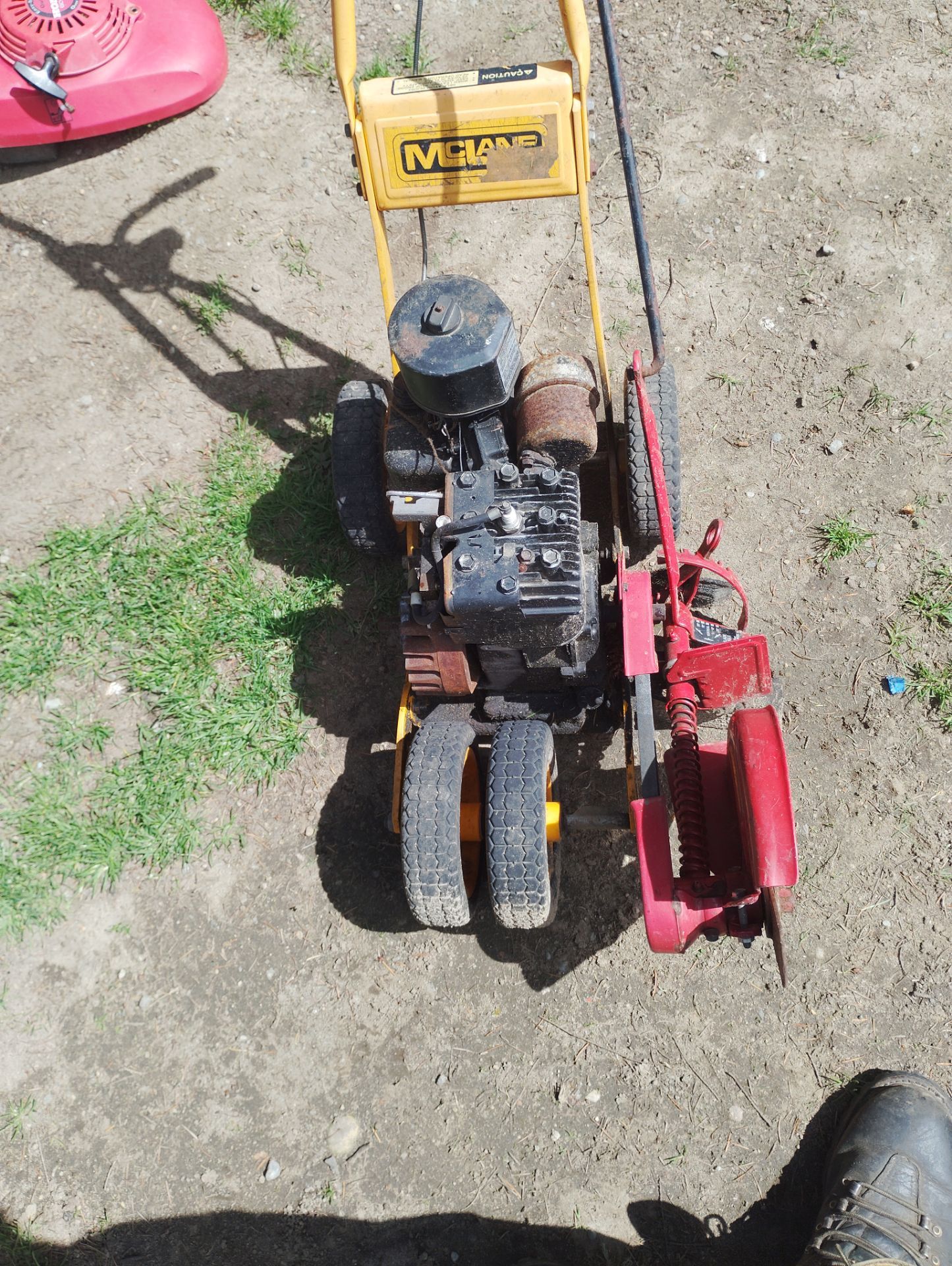 McLane edger