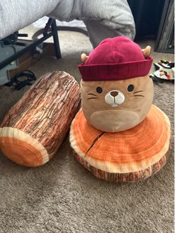 Squishmellow beaver and logs