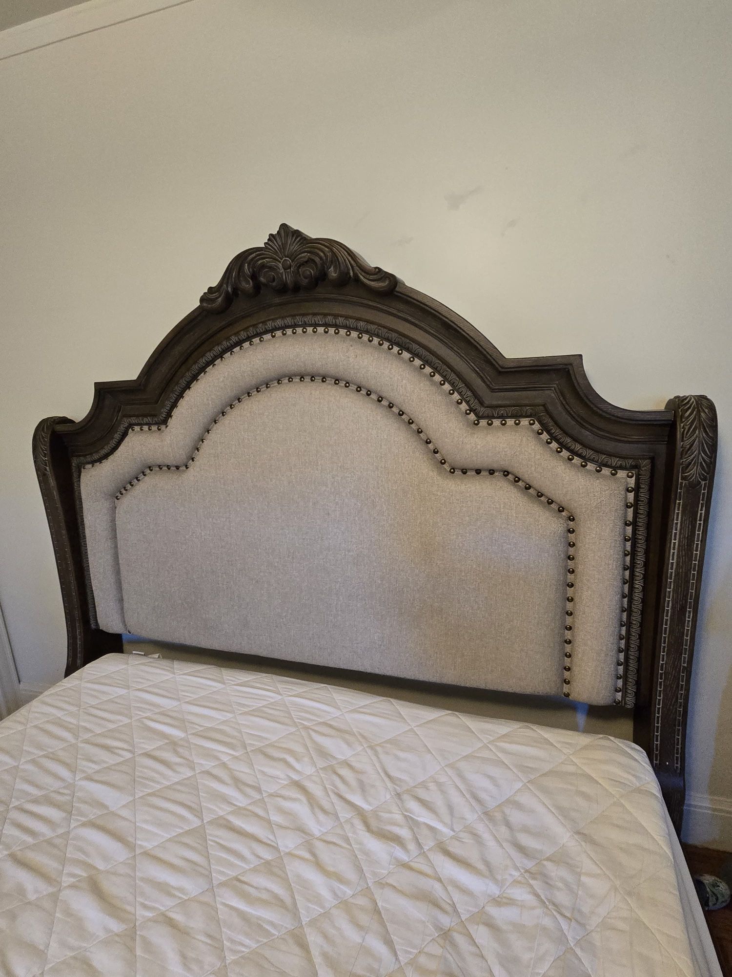 Cal King bed 