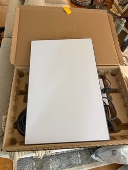 Starlink Satellite Internet Kit – Barely Used – $250