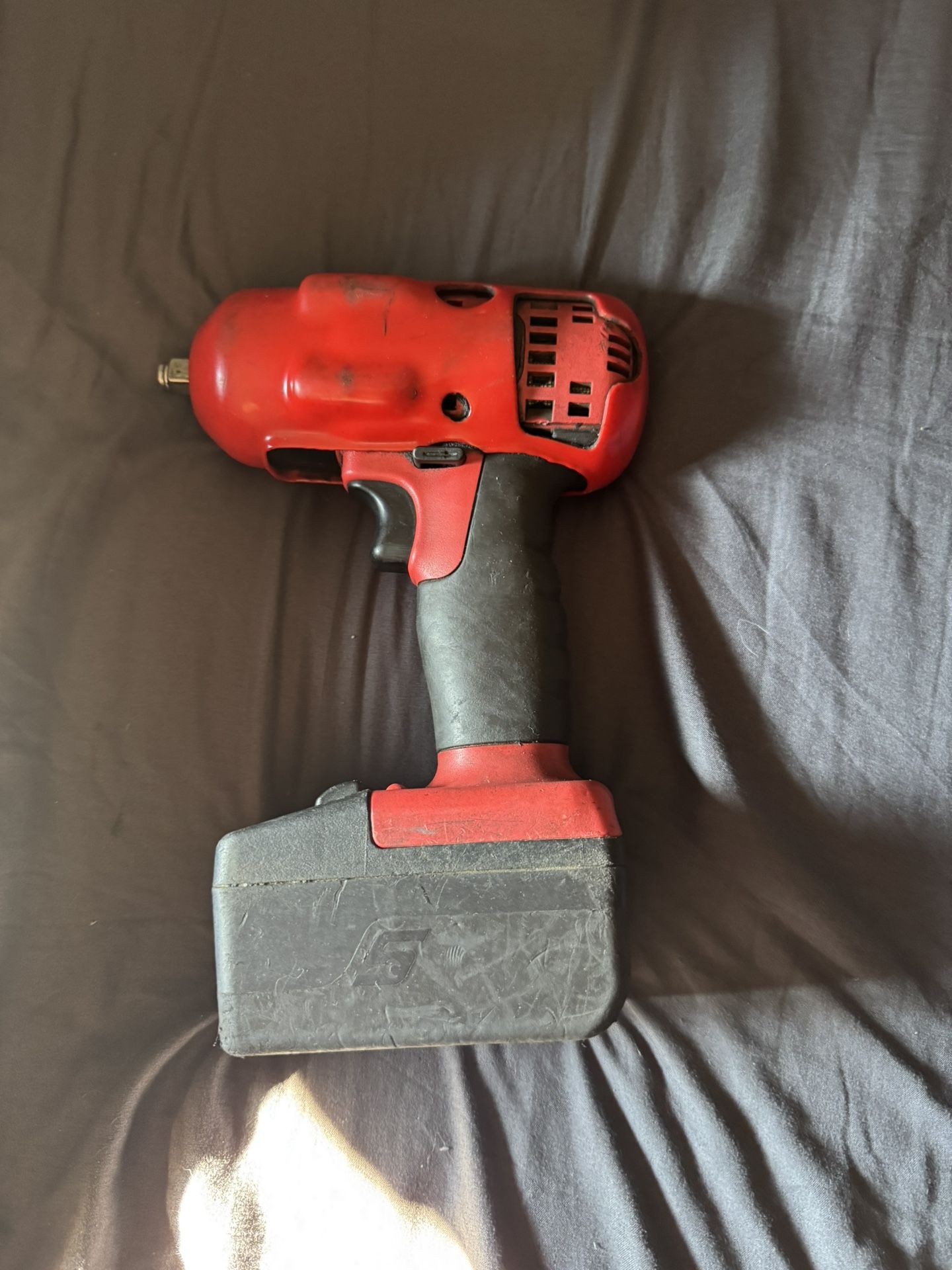 Snap-on 3/8 Impact With Battery 