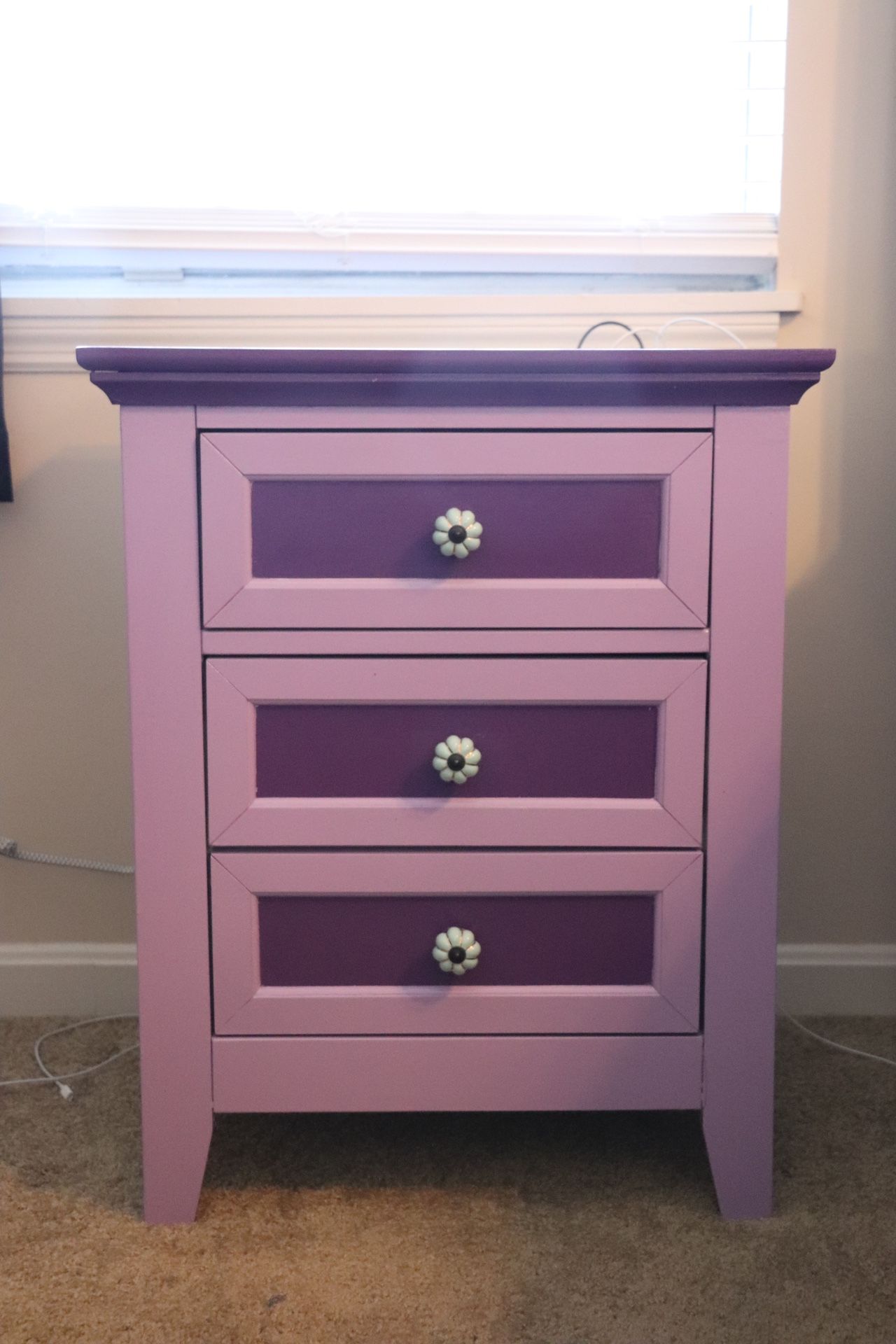 Refurbished Purple Magenta 2-Tone Nightstand Table With 8 Outlet Electric 4 USB Plug