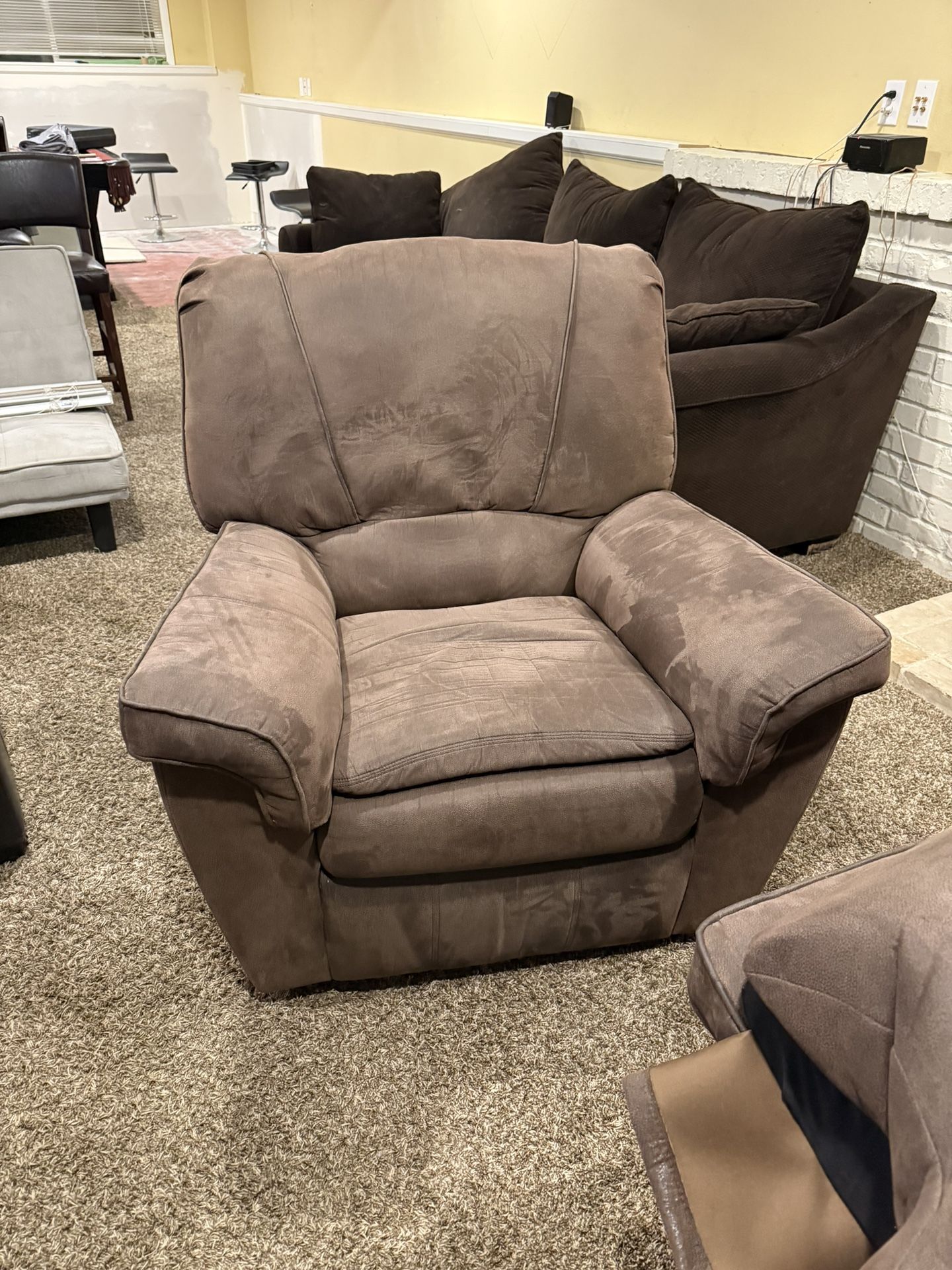 Recliner Matching Pair (Free)