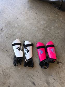 Boys/girls Addidas Soccor shin guards