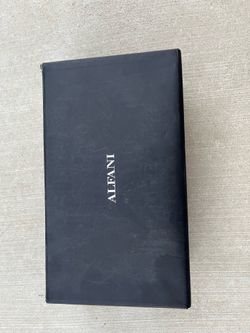 Mens dress shoes