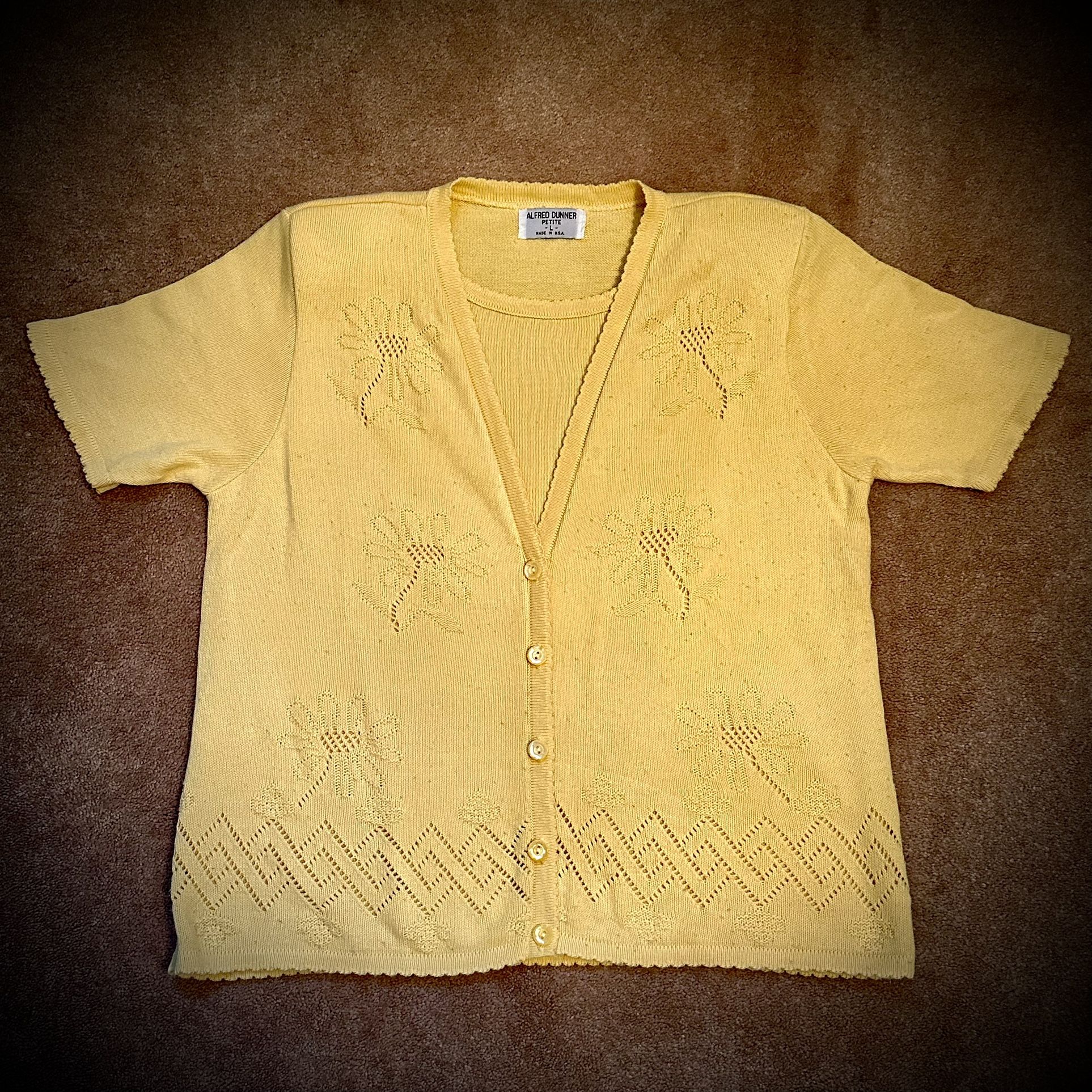 (#131) Vintage Women’s Alfred Dunner Cardigan Sweater