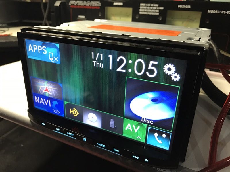 Pioneer Avic-8200 NEX double din car radio! Like new!