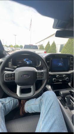 2025 F150 Lariat OEM steering wheel - Heated