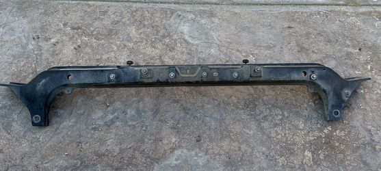 OEM UPPER RADIATOR SUPPORT for 2008-2010 6.4L Powerstroke Diesel