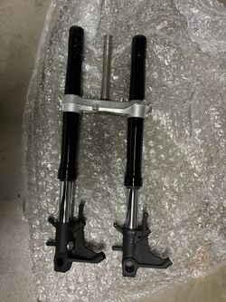 GSXR Fork Off A Crashed Bike, Bent