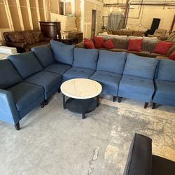 * Free Delivery* 7 Piece Blue Modular Sectional Couch