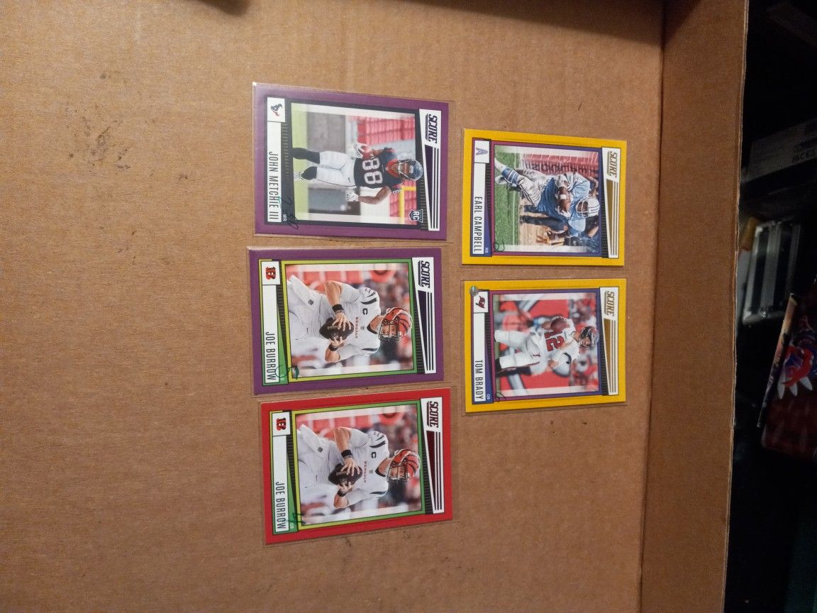 2022 Score Football Parallels Lot