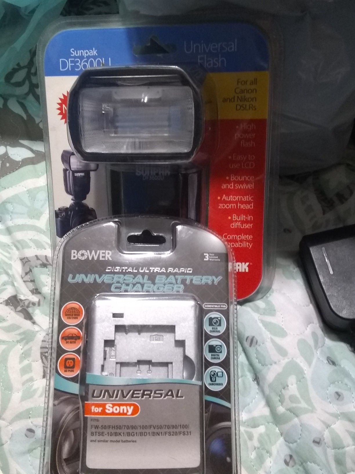 Dslr camera digital flash and Sony universal battery charger $$75