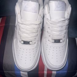 NIKE AF1 