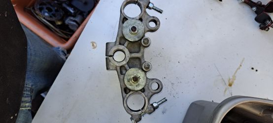 Triple Tree Front Fork And Handle Bar Bracket