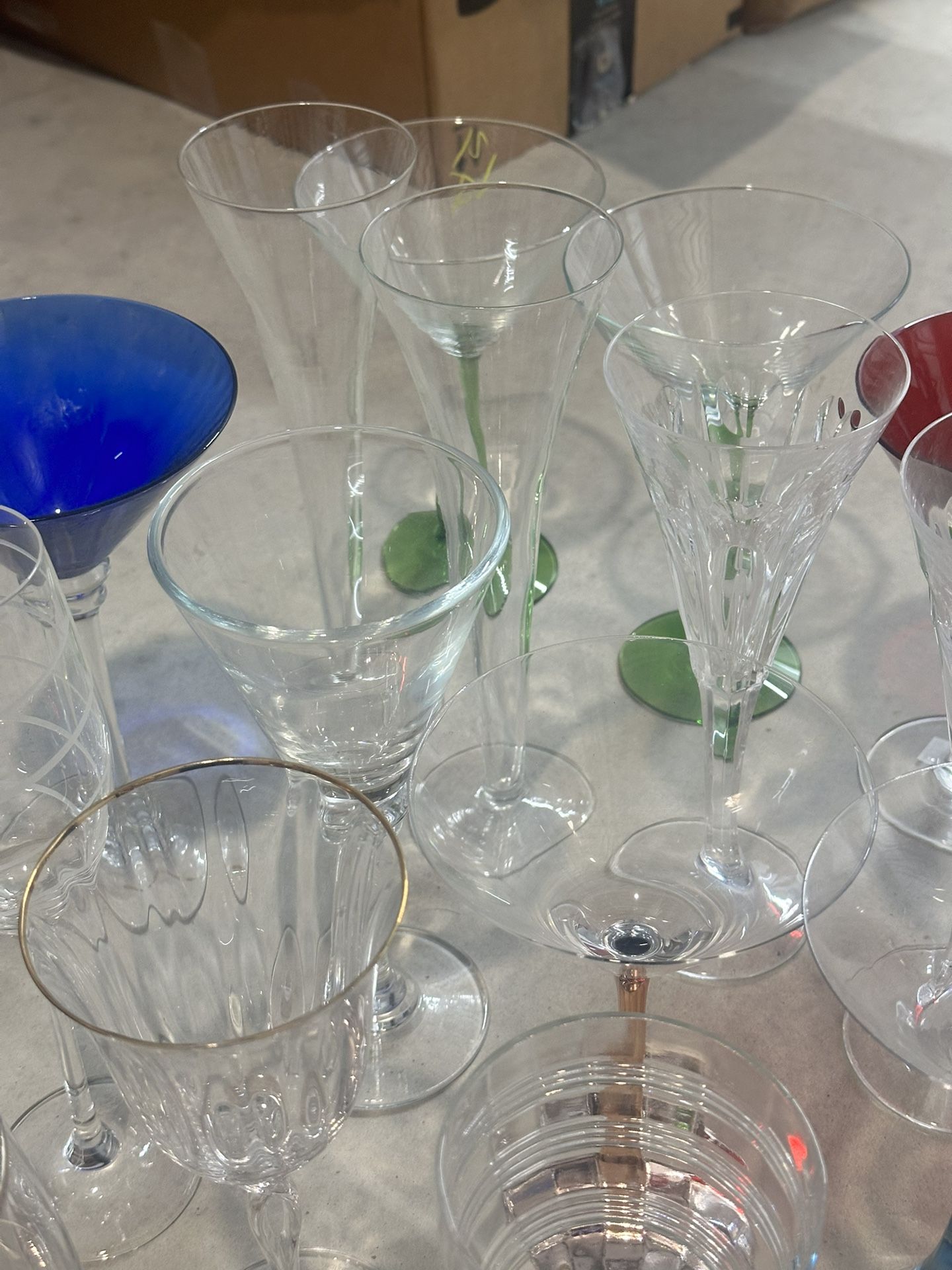 Set 38 glasses for various drinks
