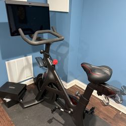 Peloton Bike 