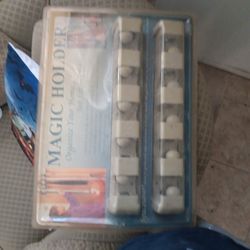 Magic Holder