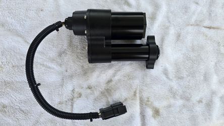 Actuator (contact info removed) for Bobcat 753 763 773 873 963 S100 S130 S150 S185 T110 T140