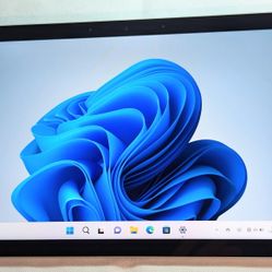 MINT CONDITION MICROSOFT SURFACE GO 3 WINDOWS TABLET  10.5" Windows 11