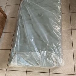 Twin Mattress - Colchón Personal