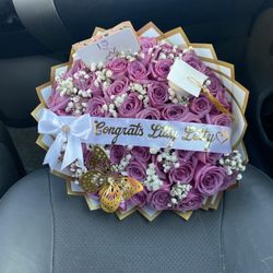 Graduation bouquet 50 roses