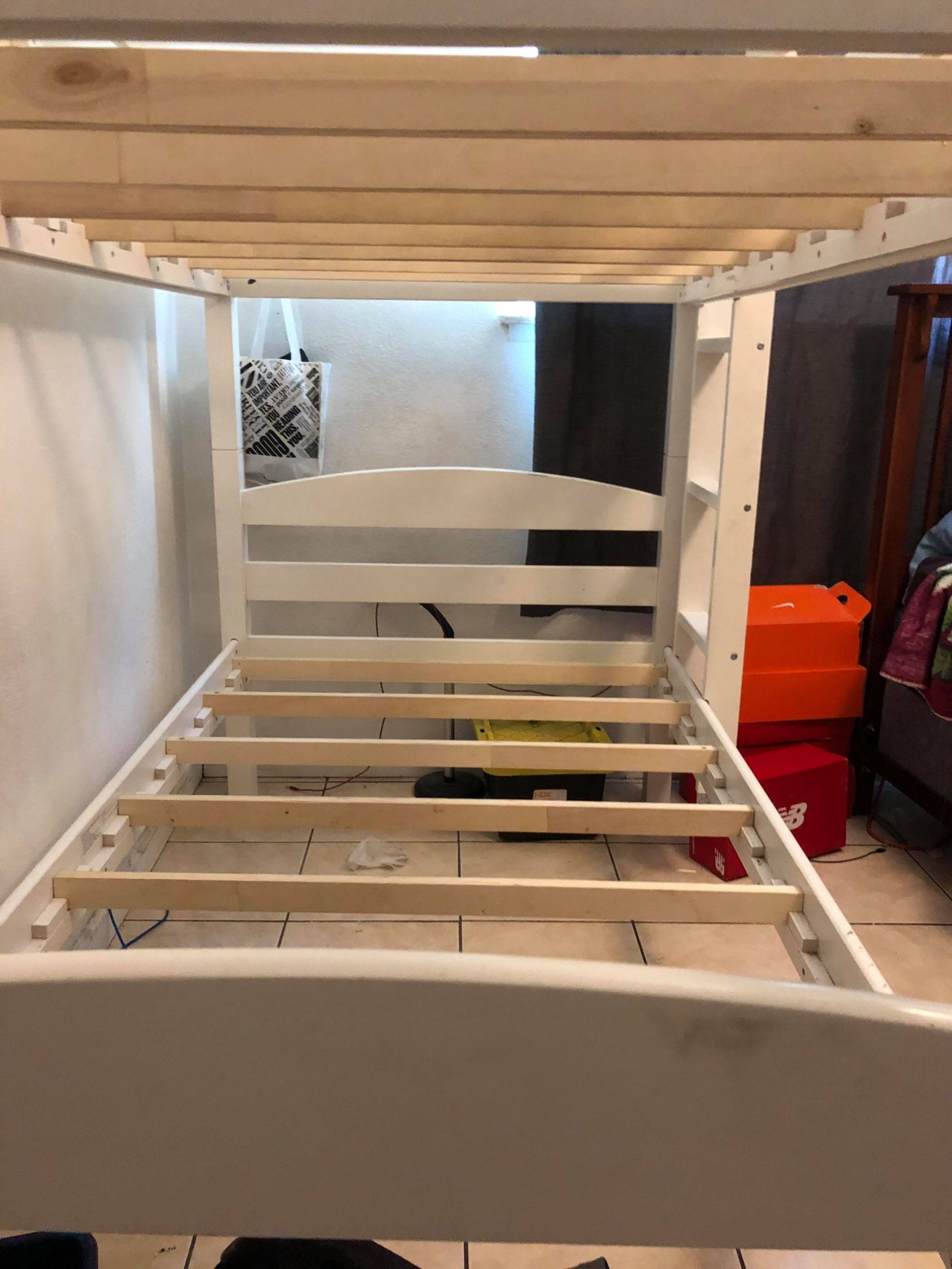 Bunkbed set White complete can be separated