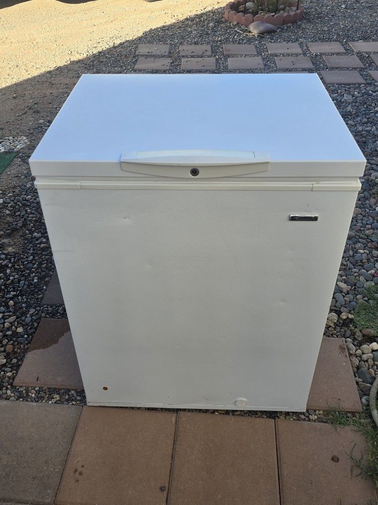 Kenmore 5 Cubic Ft Chest Freezer