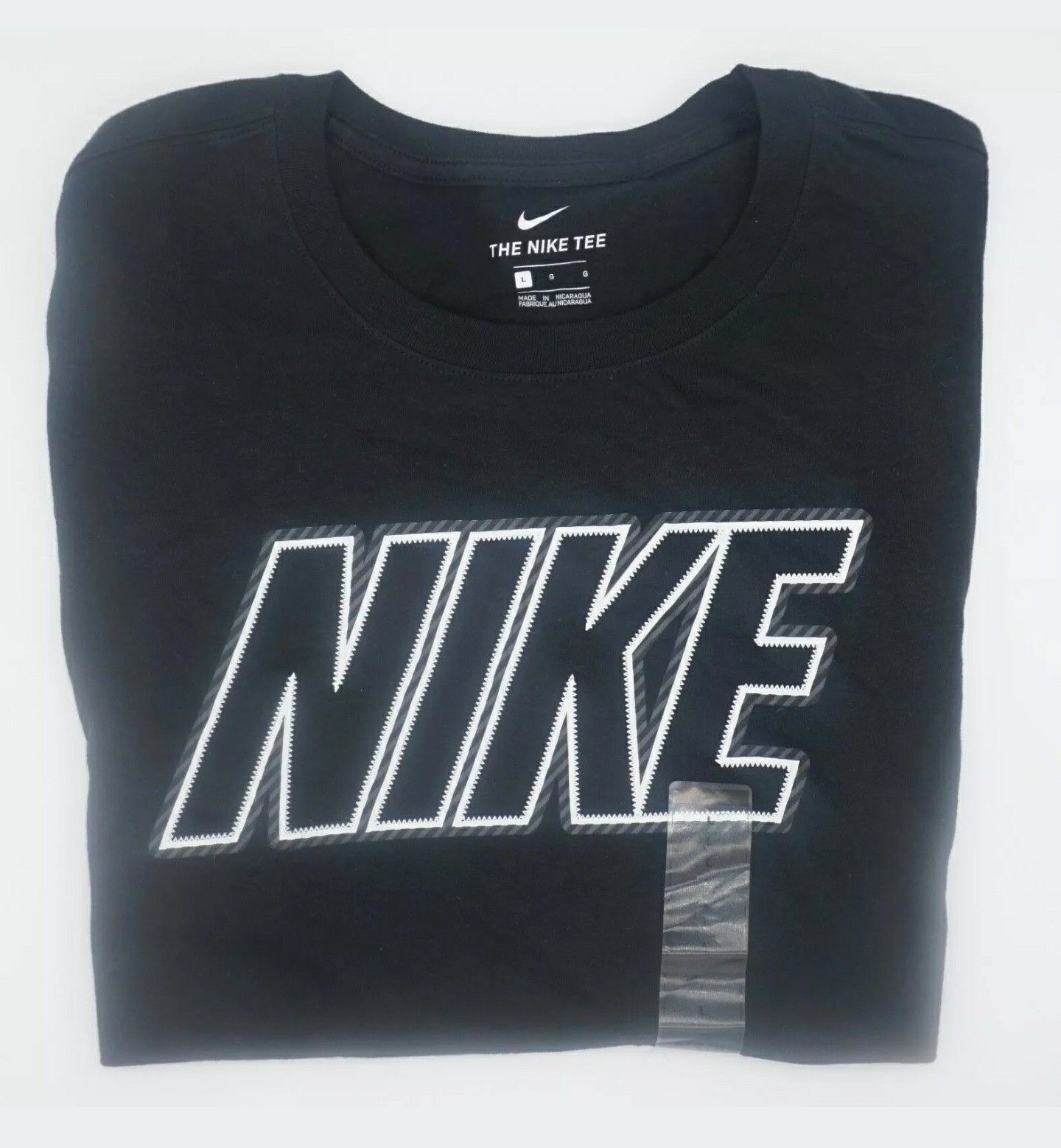 Brand new authentic Nike t shirts men size small and large