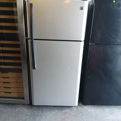 Black Friday Kenmore Stainless Refrigerator 