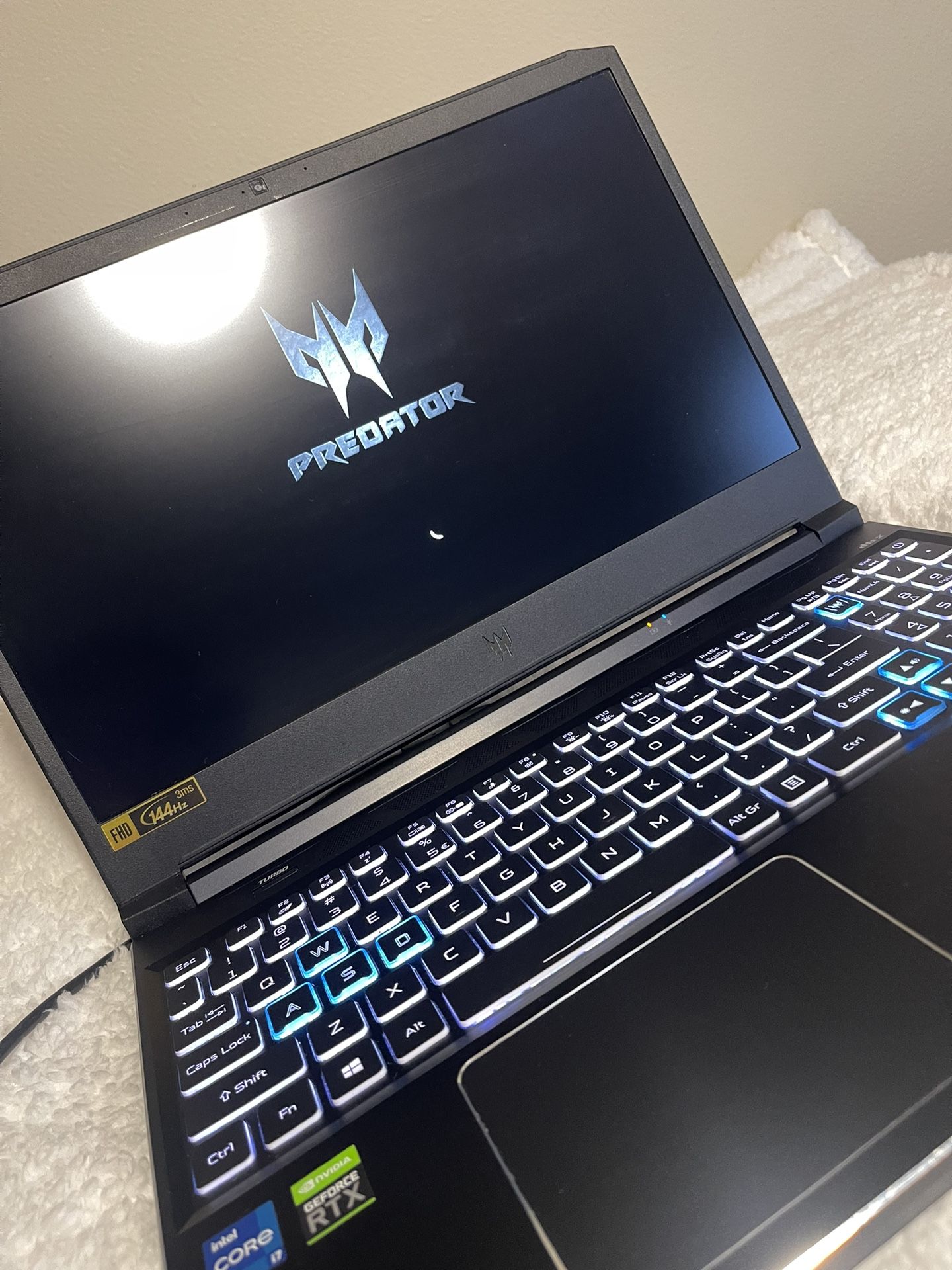 Acer Predator Helios 300 i7-11800H 16GB RAM 512GB SSD 1TB HDD 15.6" FHD RTX 3060