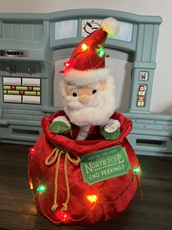 No Peeking Santa Claus With Music