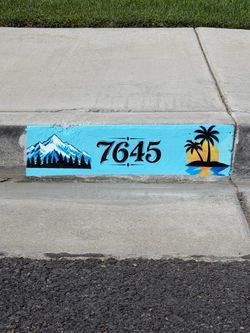 Decorative curb address (mountain/sunset)