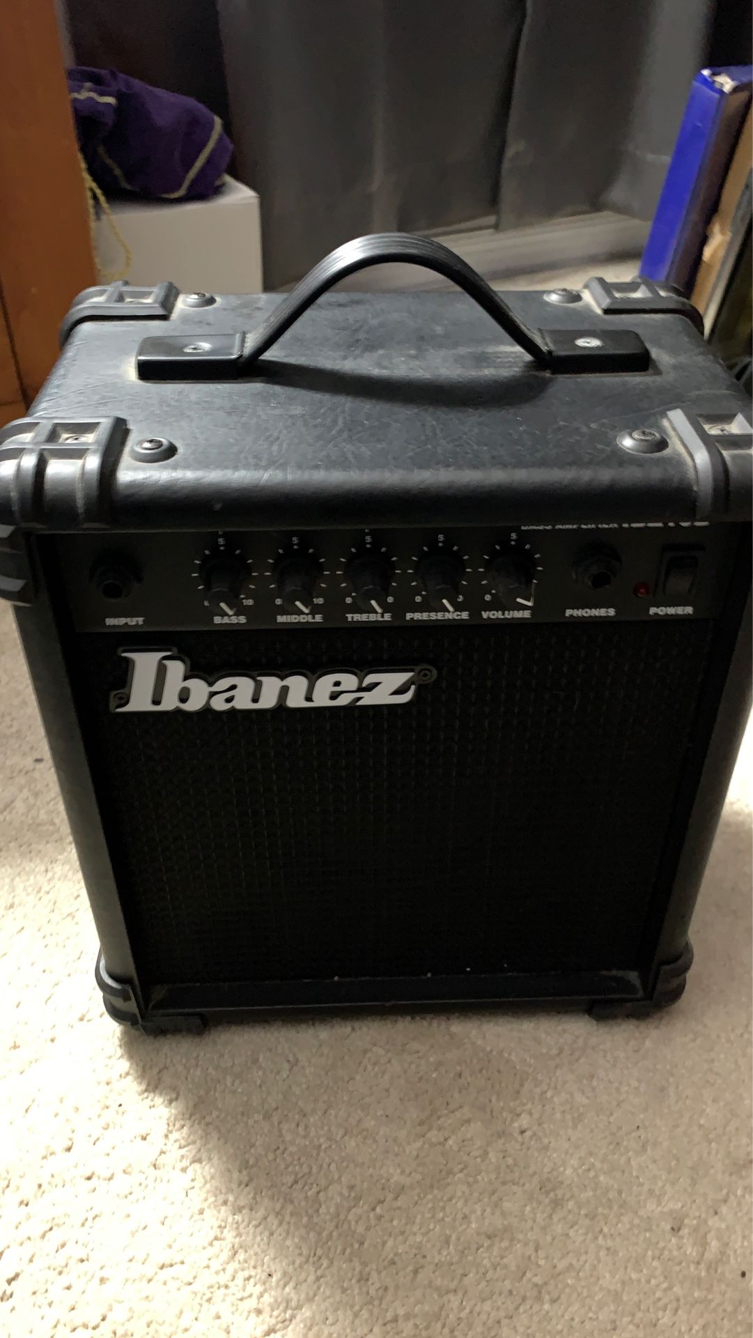 Ibanez small bass practice amp