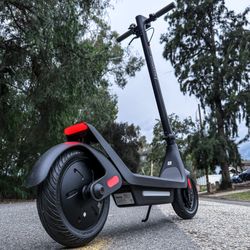 Electric scooter