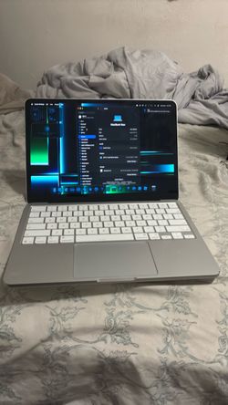 iMac book Apple 18 pro