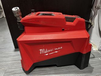 Milwaukee 2774-20 M18 Force Logic 10,000psi Hydraulic Pump