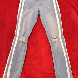 Light Wash Distressed Fashion Nova Men’s Jeans w/ White Side Stripes – Size 30