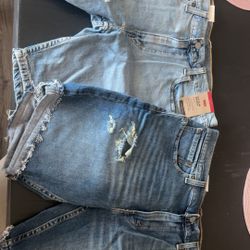 *Brand New*  Levi’s (3-pairs)