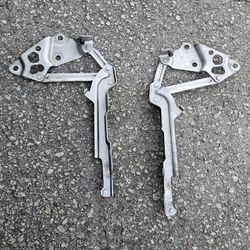 HOOD HINGES