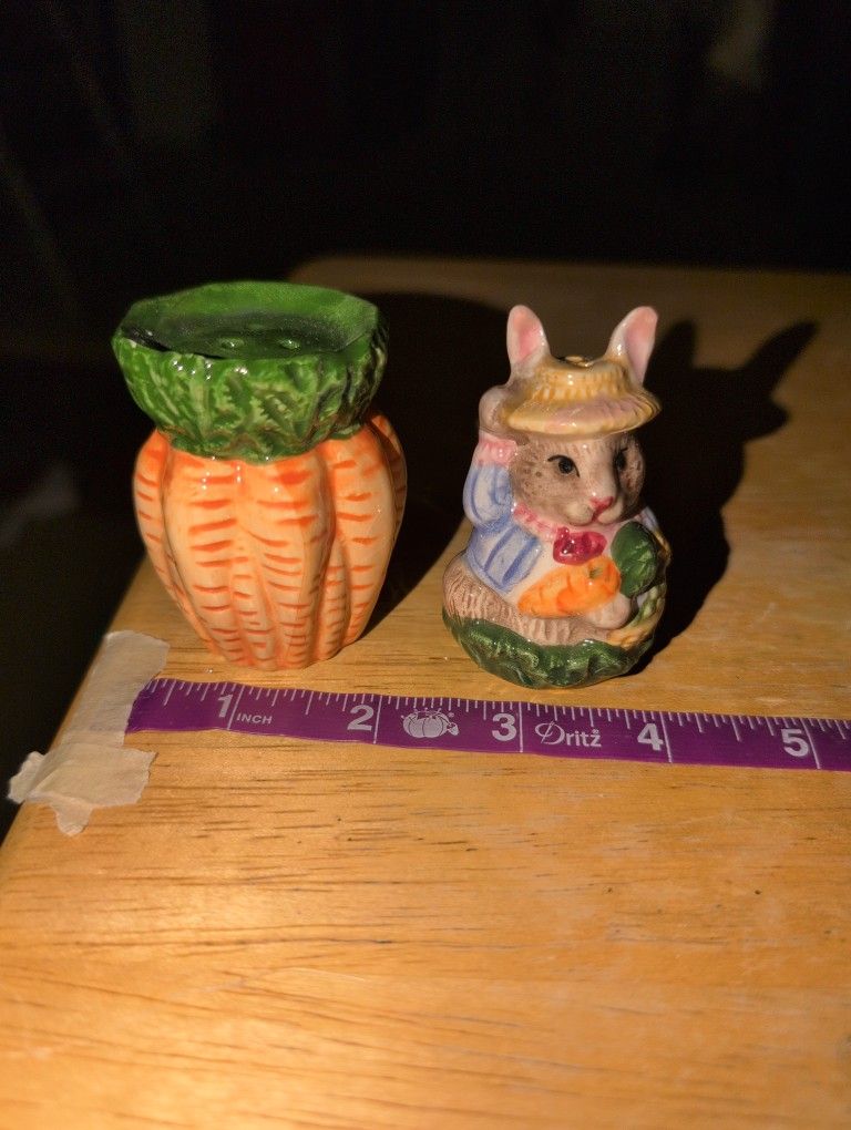 Salt And Pepper Shaker