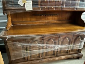 Wood Buffet Sideboard with Hutch Top